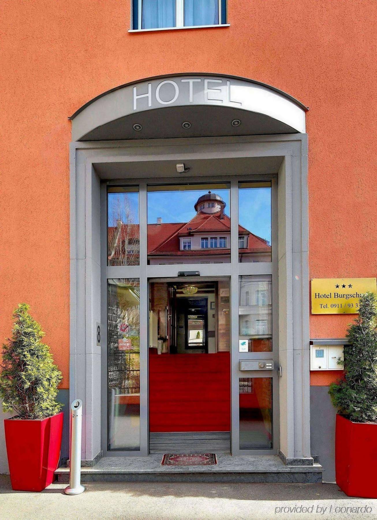 Tiptop Hotel Burgschmiet Garni Нюрнберг Екстериор снимка